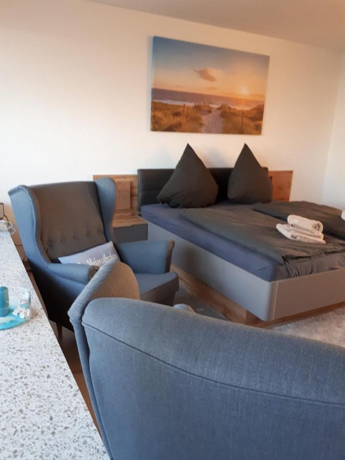 One-Bedroom Apartment,1056173479:JPEG