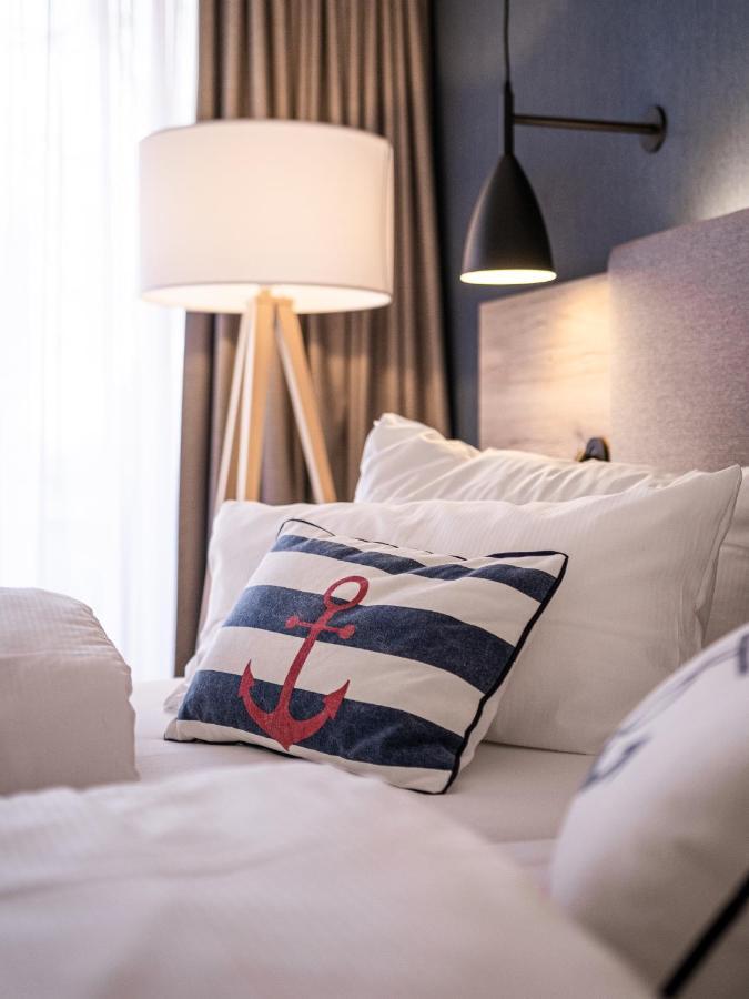 Doppelzimmer mit Balkon