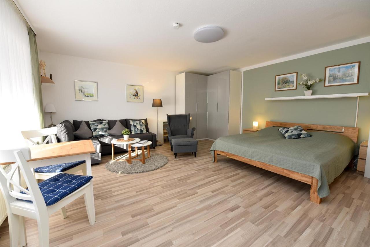 Apartment mit Terrasse