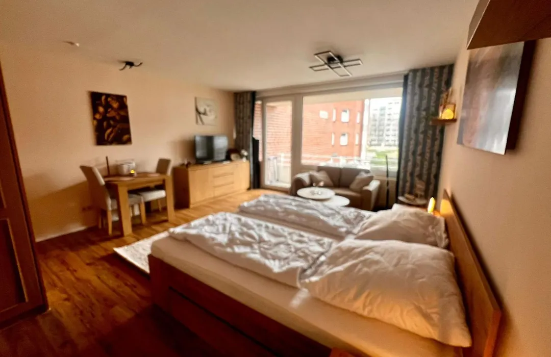 Trafalgar Apartment 133-1