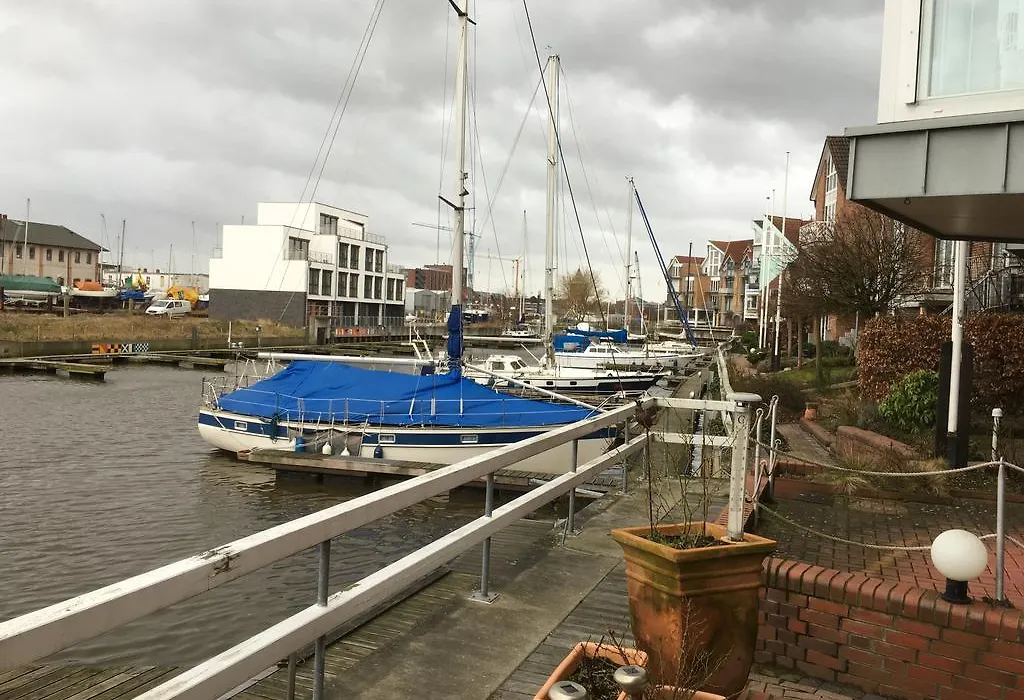 City Marina 78-1