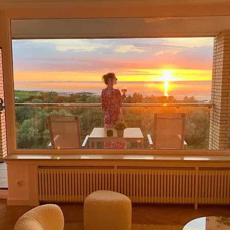 Panoramameerblicksuite direkt am Strand, Garage Wlan, Aufzug, Smarttv,Bettwäsche,Handtücher, Netflix uvm-3