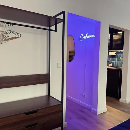 CuxHeaven - modernes Studio-Apartment direkt am Meer mit 65 Zoll TV und Tiefgarage in Duhnen-3