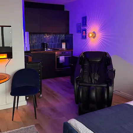 CuxHeaven - modernes Studio-Apartment direkt am Meer mit Pool, Sauna und Massage-3