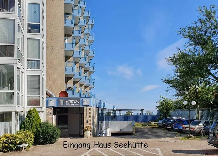 Apartment 103 im Haus Seehütte direkt am Strand in Cuxhaven Duhnen mit Seesicht in der Ferne, Deutschland