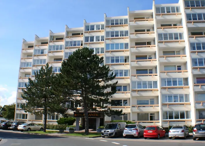 Residenz Atlantic mit Hallenbad und Sauna