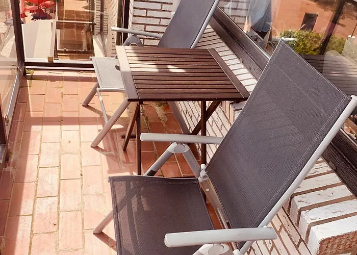 Duhnerherz Bestlage im Zentrum,am Strand Duhnen, Balkon mit Meerblick,Wlan Parkplatz und Fahrradabstellraum Bettwäsche und Handtücher inkl Cuxhaven, Deutschland