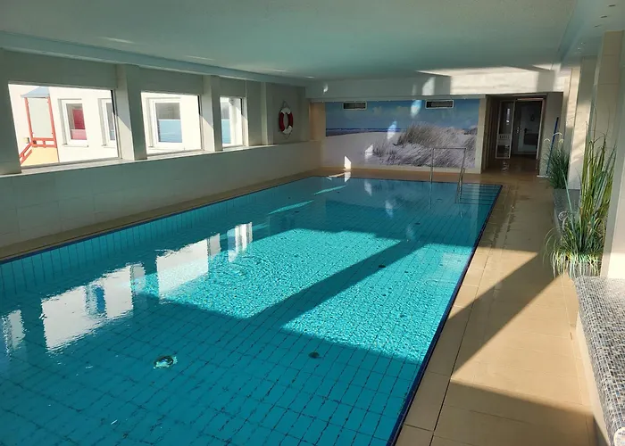 Little Skysuite W94 Inkl Ebikes Pool Sauna
